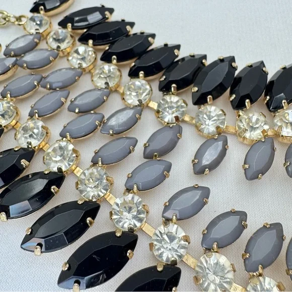 Premier Designs Crystal Statement Necklace Gold Tone Black Gray Bib - Picture 3 of 8